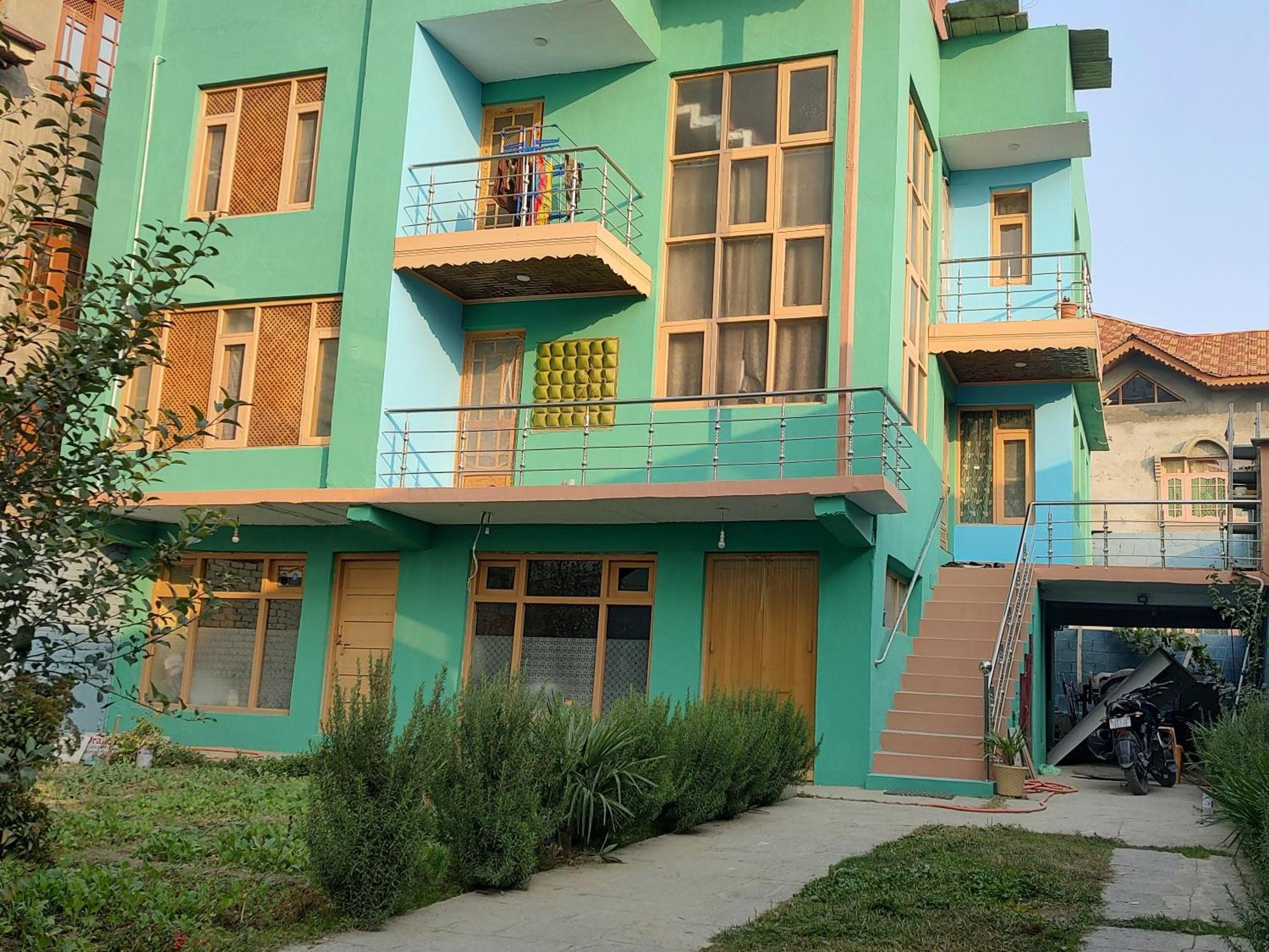 Green House In Srinagar City Exterior photo